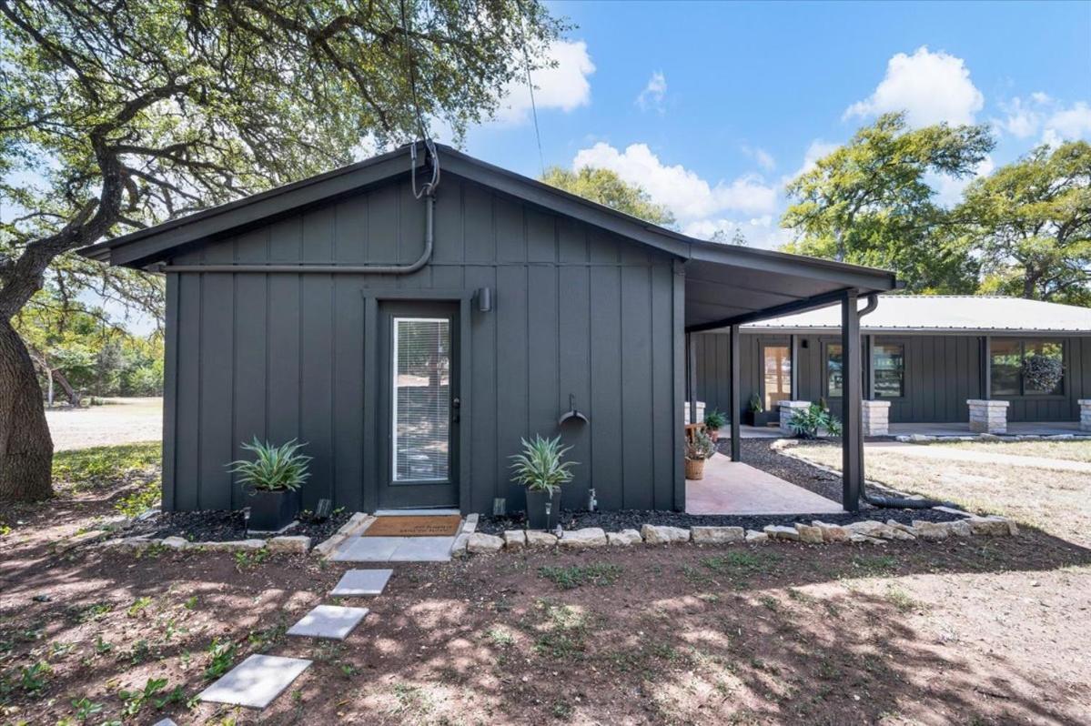Villa Relaxing Alpaca Ranch Mins From Downtown Wimberley Extérieur photo